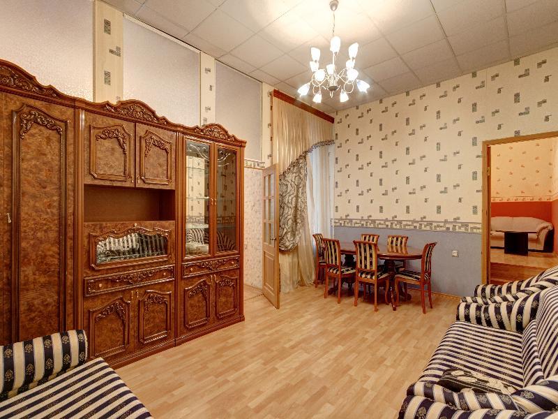 Stn Apartments By The Hermitage Санкт Петербург Екстериор снимка